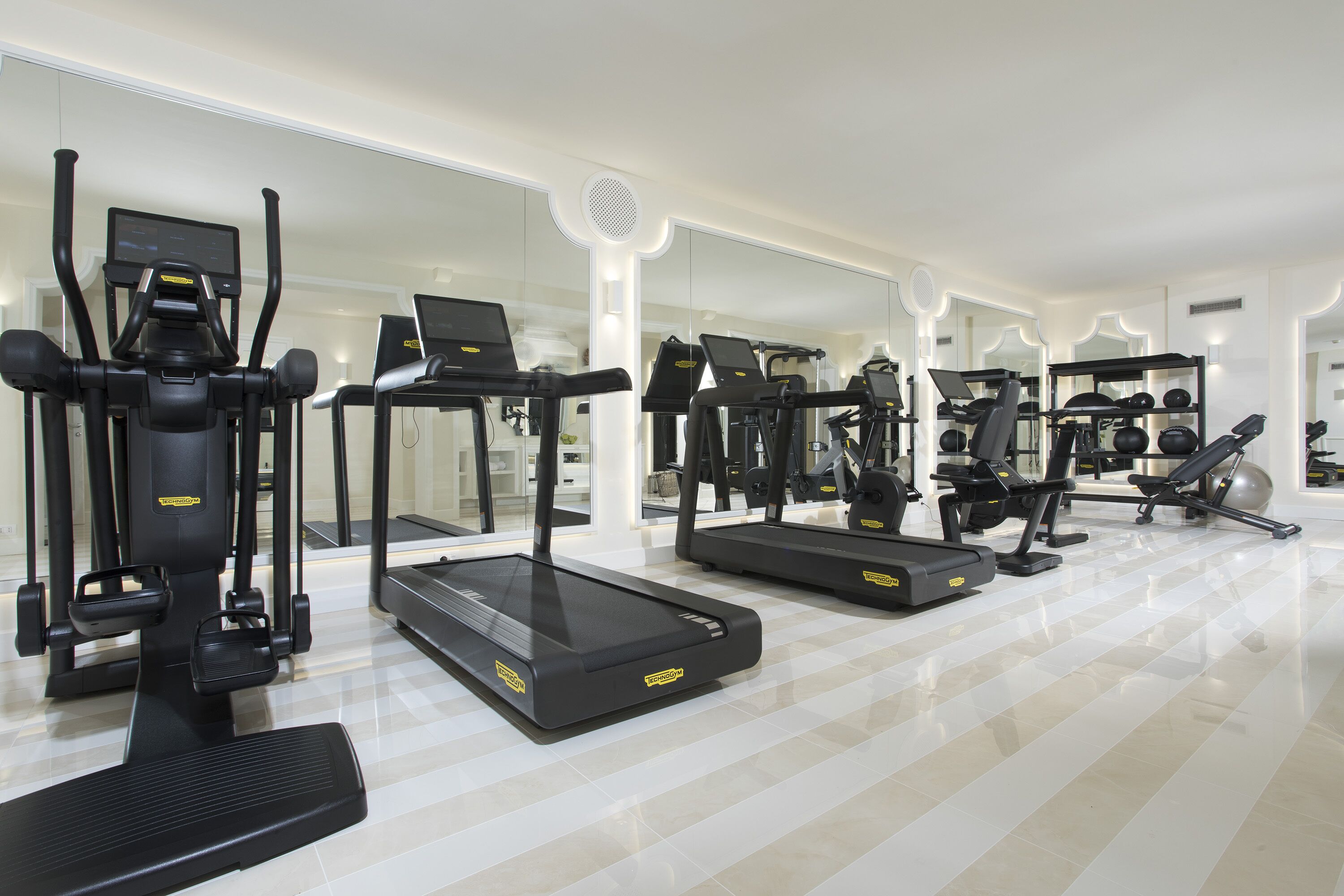 fitness studio