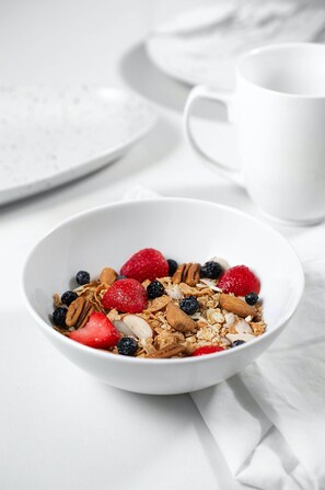 Breakfast (USD 15.95 per person)