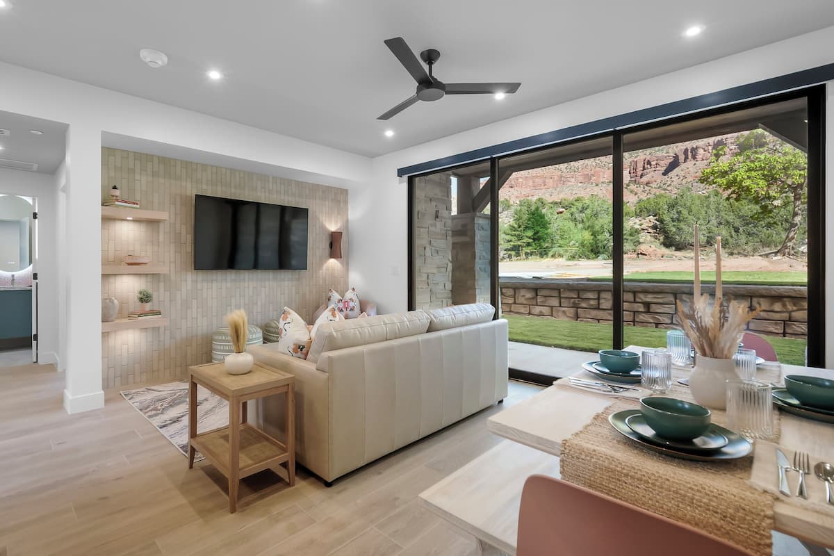 Villa Luxury, 1 letto king con divano letto, cucina | Area soggiorno | Smart TV 65 pollici con canali digitali, Netflix, Hulu