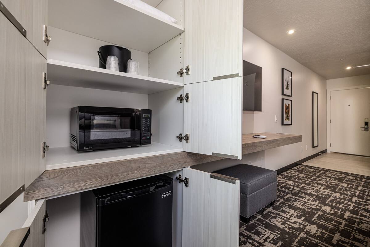 premium bedding, pillow-top beds, blackout curtains, free wifi