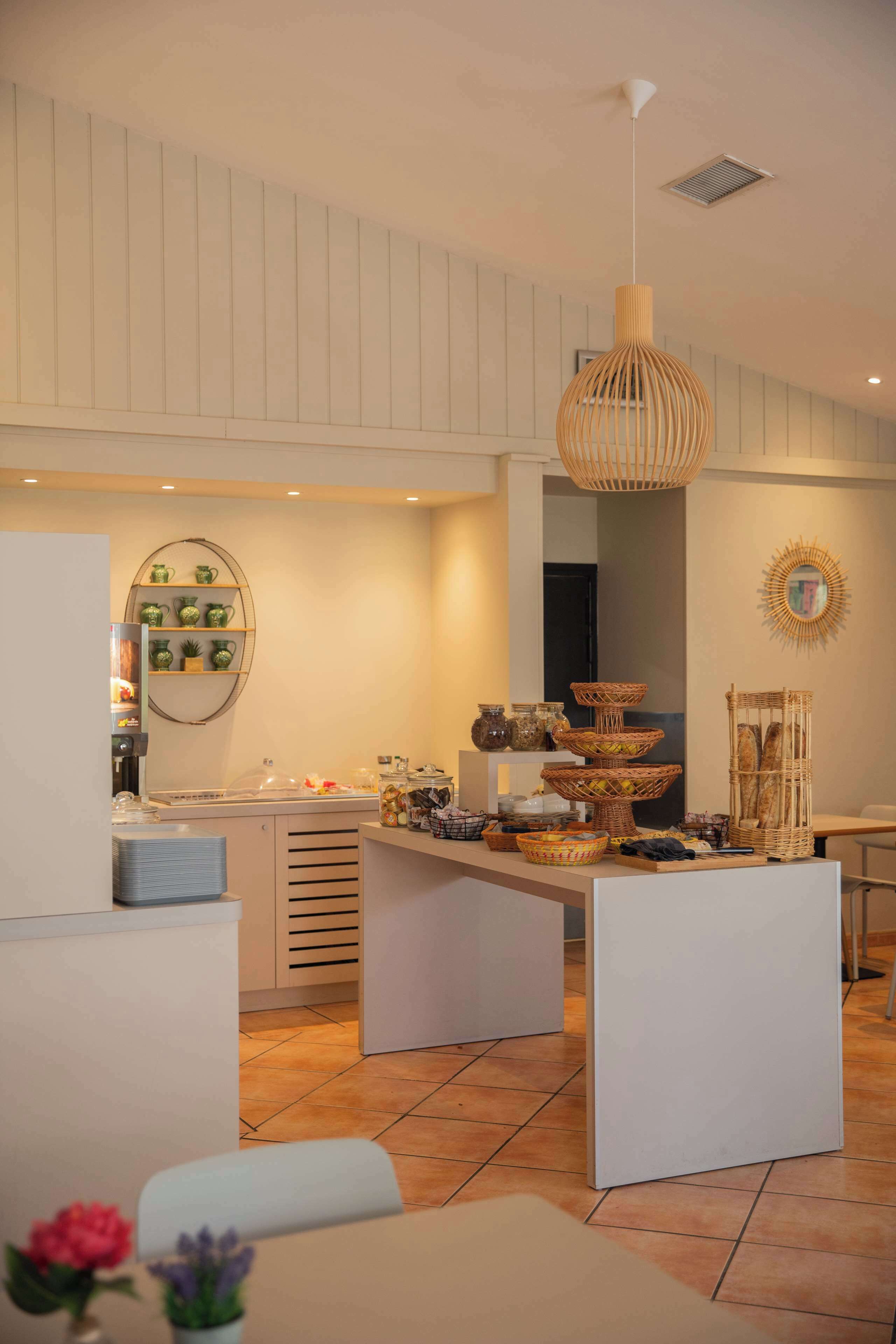 Photo - Kyriad Nîmes Ouest A9