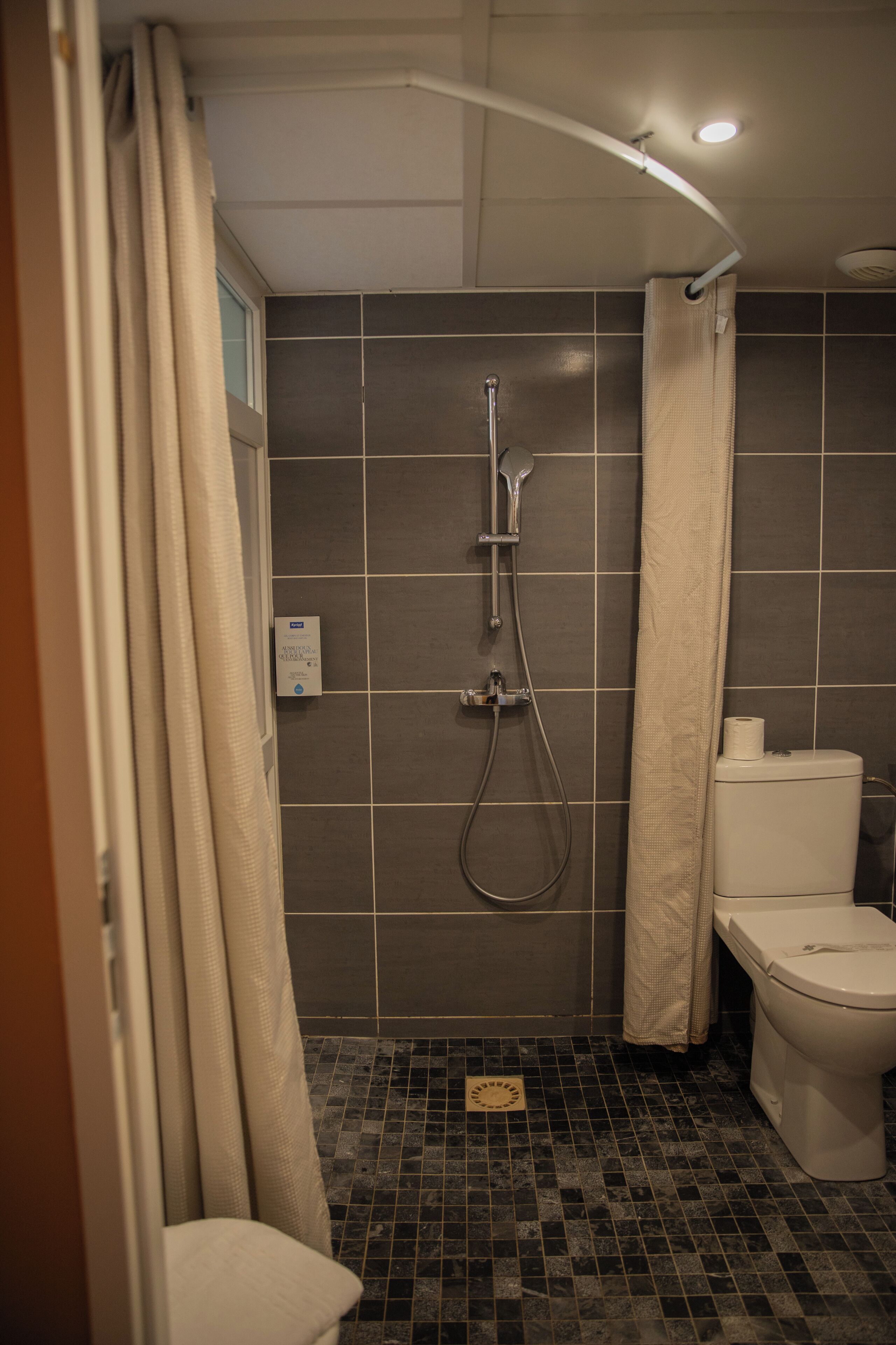 Photo - Brit Hotel Nîmes Ouest