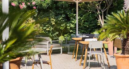 Kyriad Nimes Ouest
