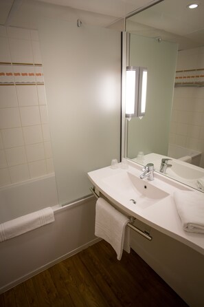Standard Room, 1 Double Bed with Sofa bed | Bathroom