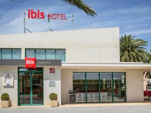 Exterior - Ibis Perpignan Nord Rivesaltes (Rivesaltes)
