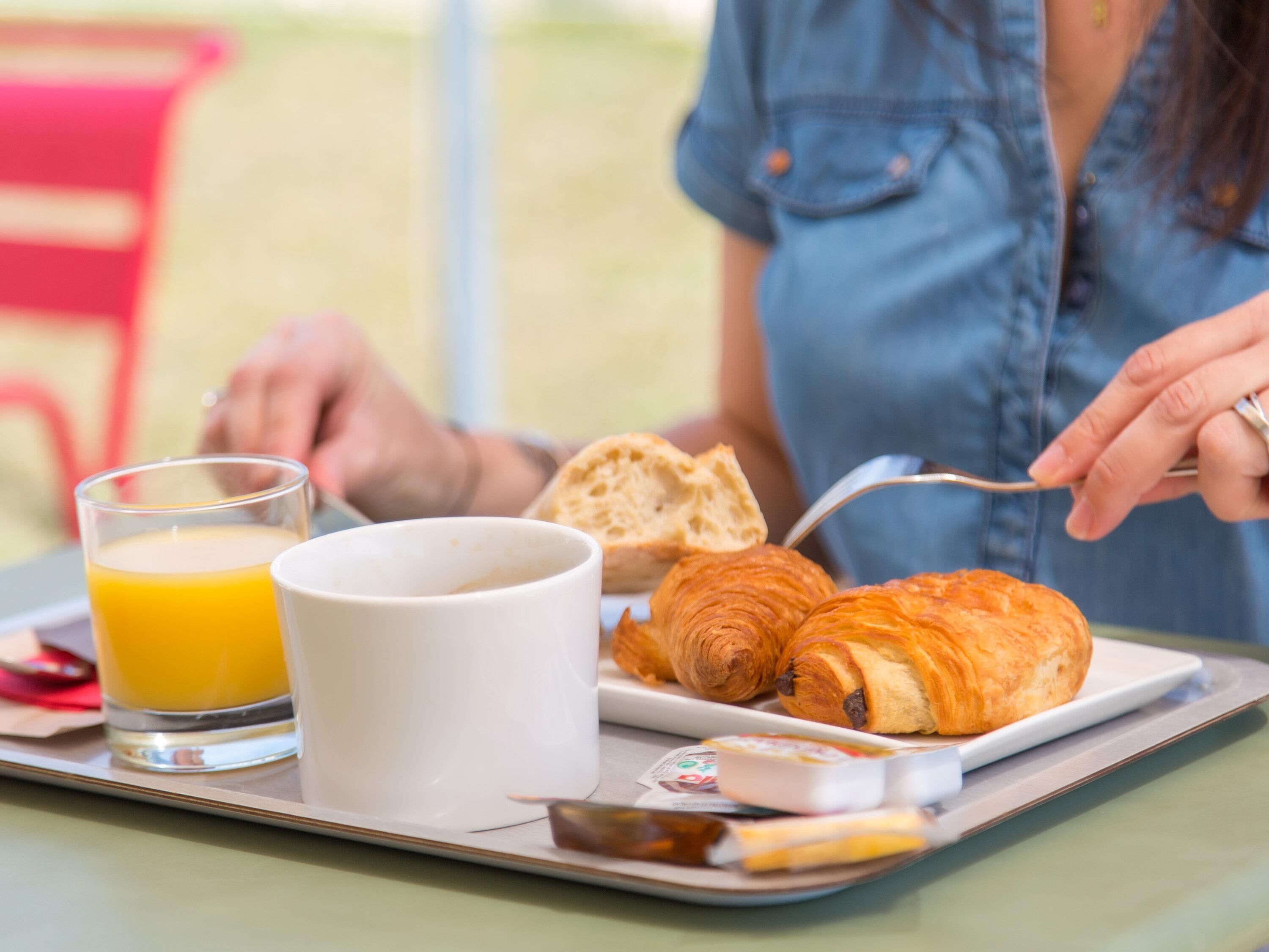 daily buffet breakfast (eur 18.50 per person)