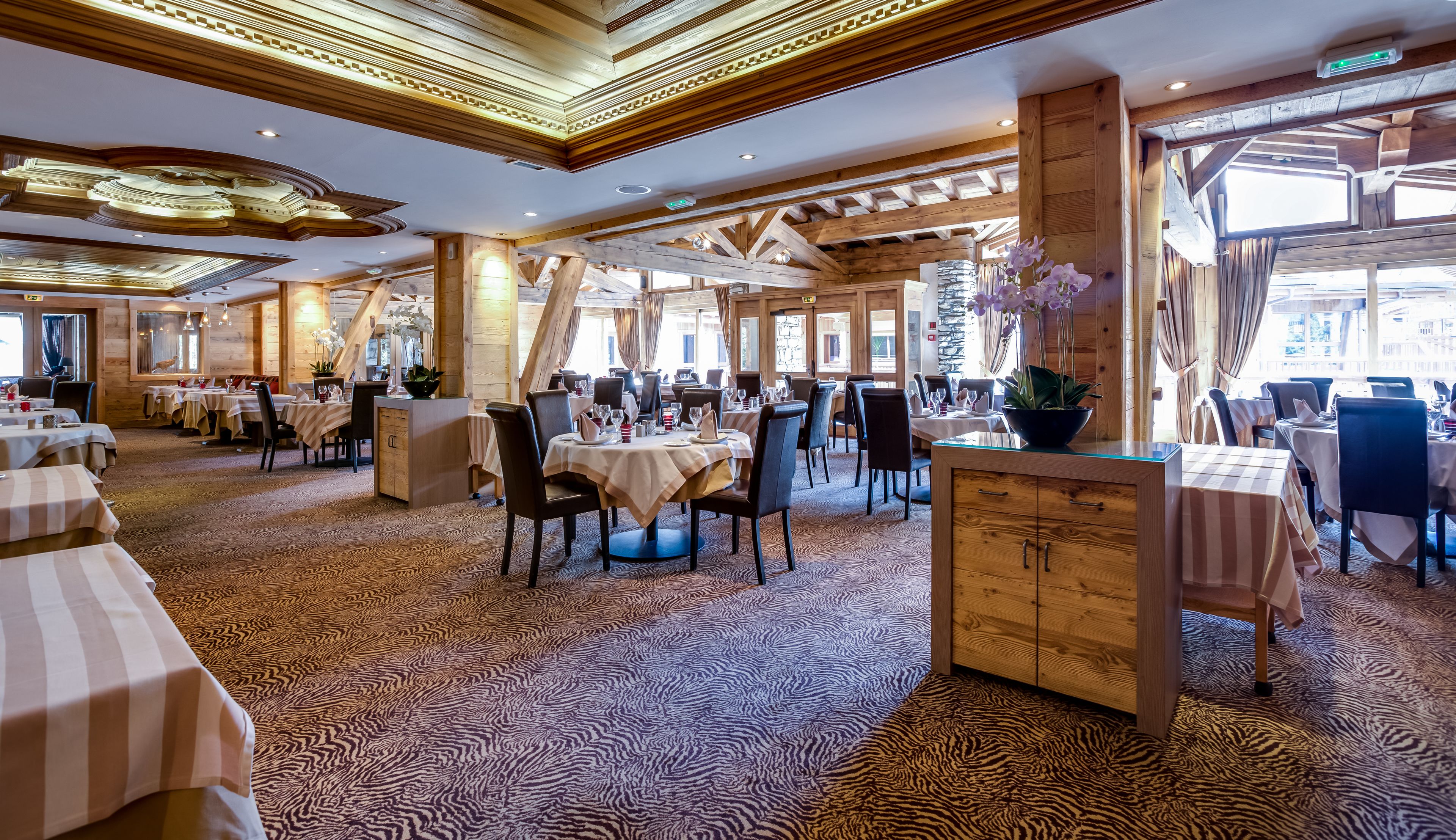 daily buffet breakfast (eur 30 per person)