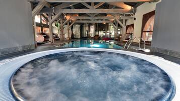 Bain à remous intérieur