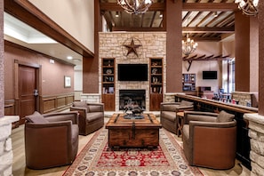 Lobby - Hyatt Place Fort Worth/Historic Stockyards (Fort Worth)