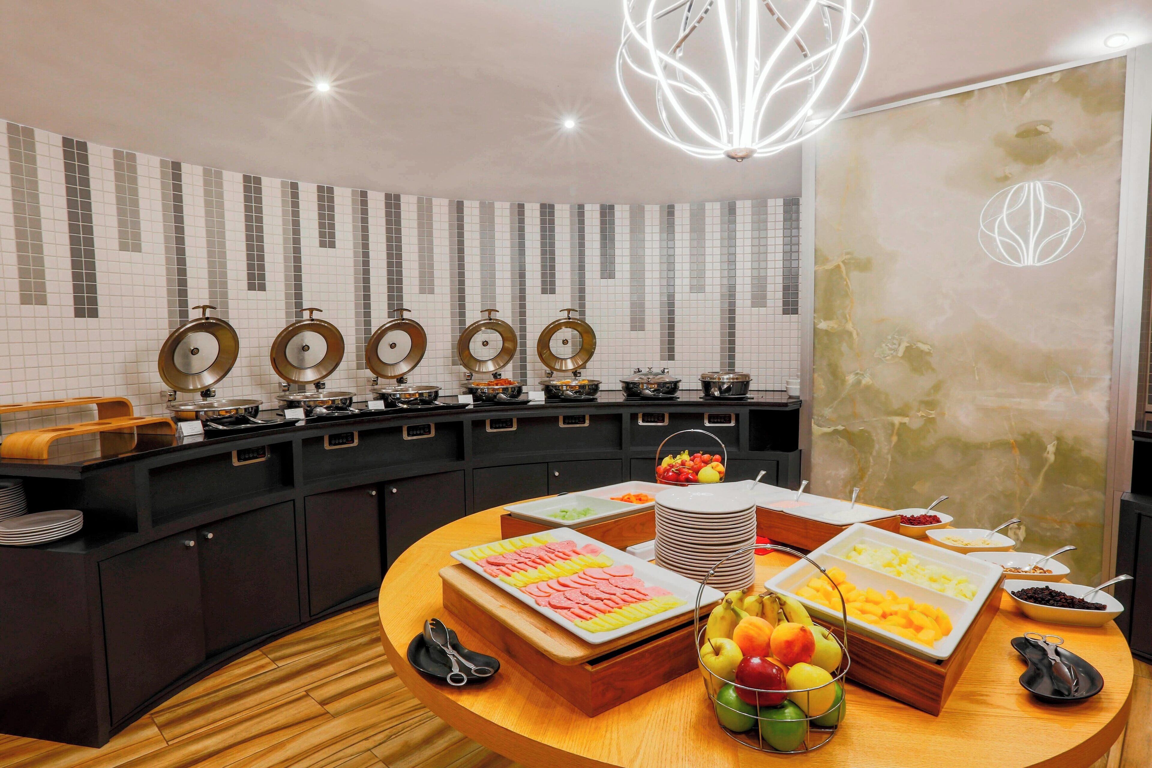 Desayuno buffet todos los días (con cargo) 