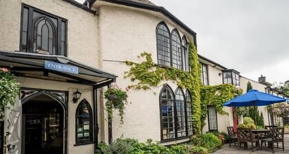 Lifton Hall