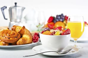 Colazione a buffet inclusa, servita tutte le mattine