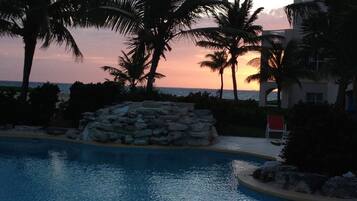 Alberca al aire libre