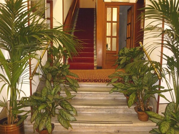 Exterior - Hotel Agnello D'oro (Genoa)