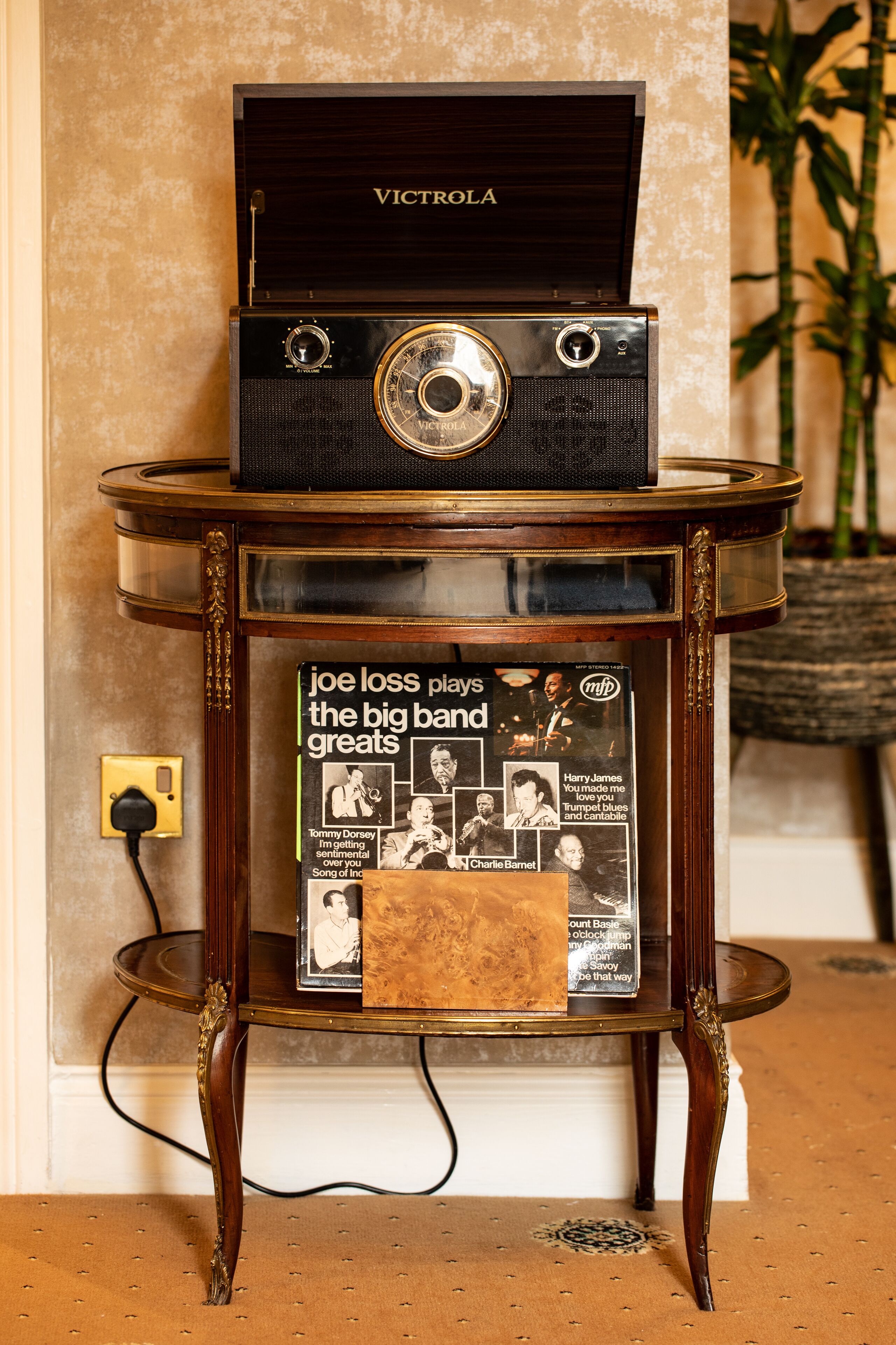 victorian suite | 1 bedroom, hypo-allergenic bedding, in-room safe, iron/ironing board