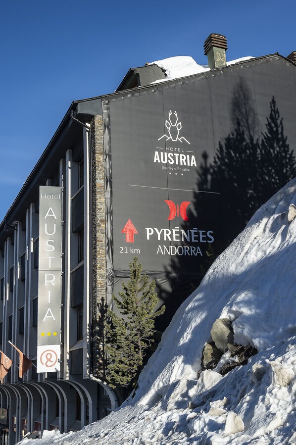 Fachada del alojamiento