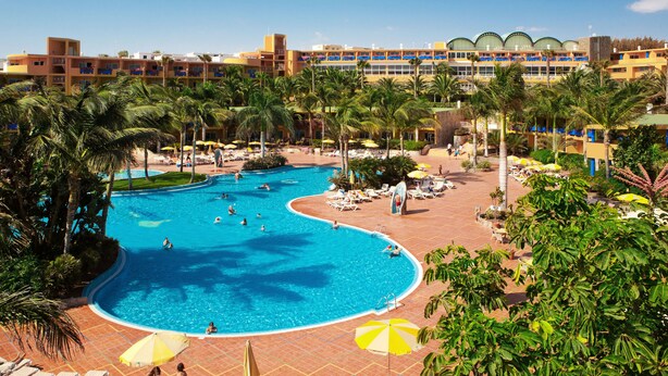Outdoor pool - Hotel Drago Park by Pierre & Vacances (Pajara)
