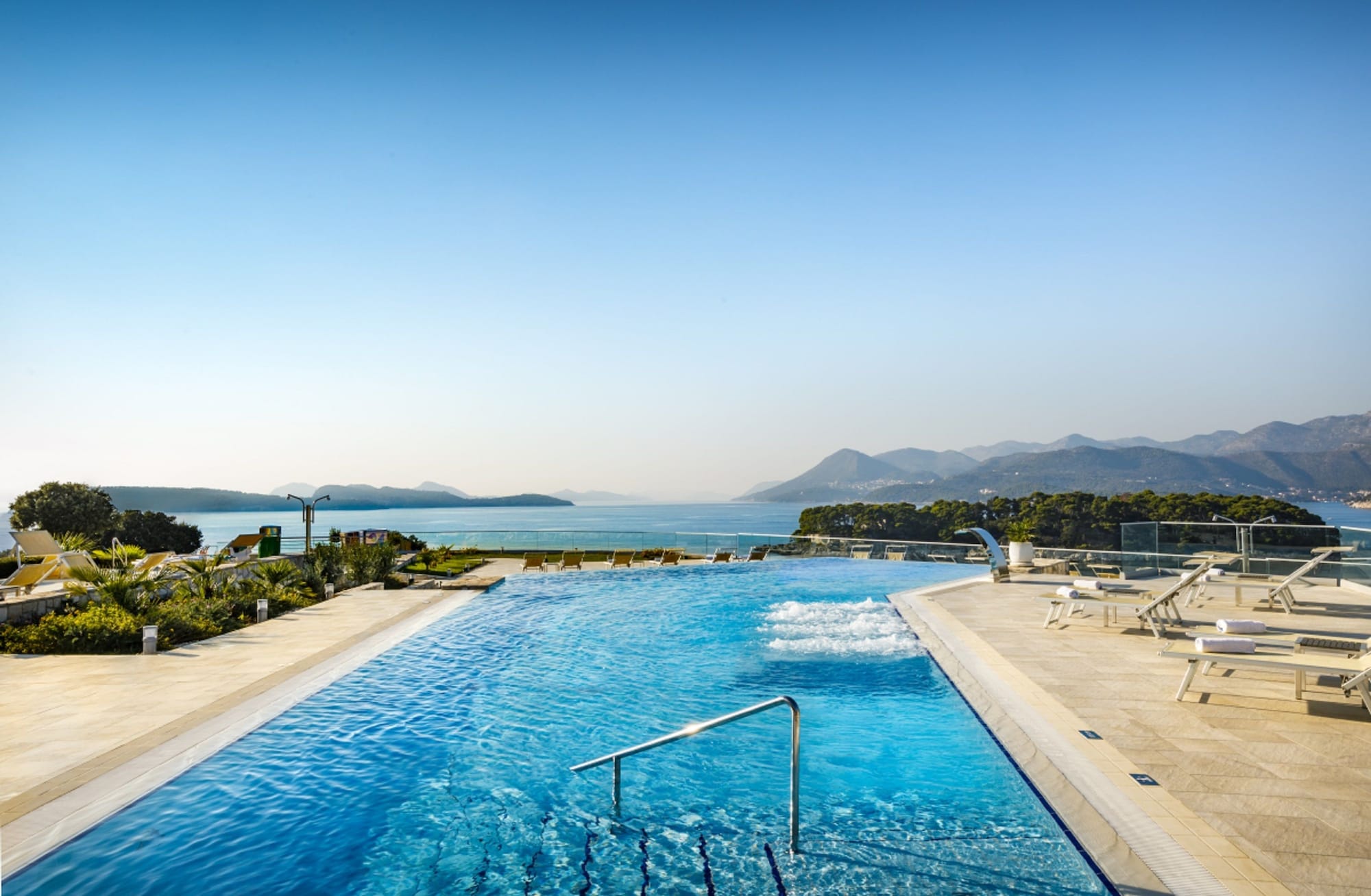 4 Star Hotels