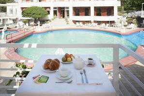 Petit déjeuner buffet compris tous les jours