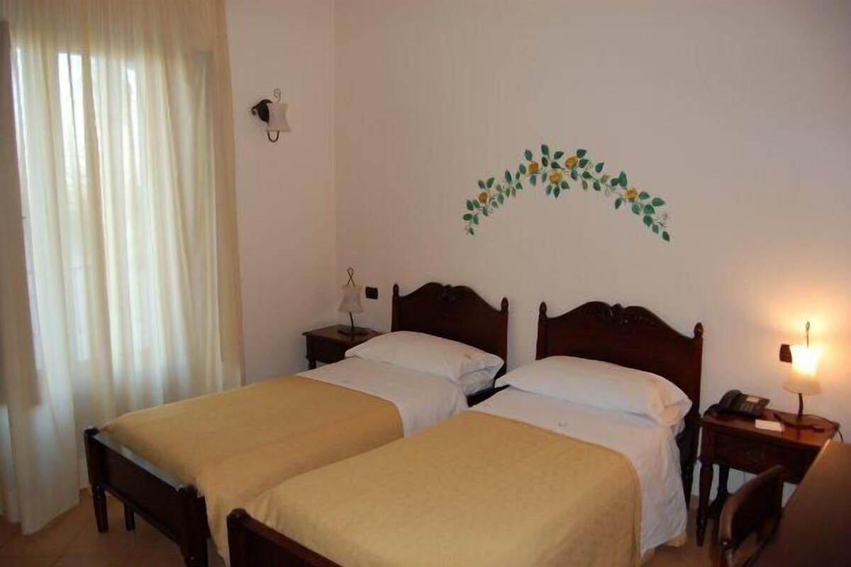 Classic Double Room