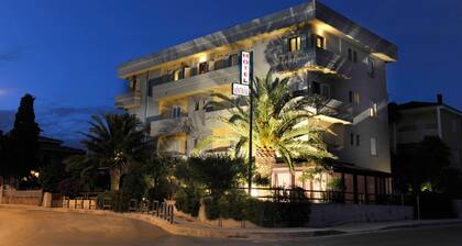 Hotel Mistral