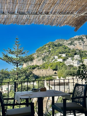 Free daily cooked-to-order breakfast - Hotel La Vega (Capri)