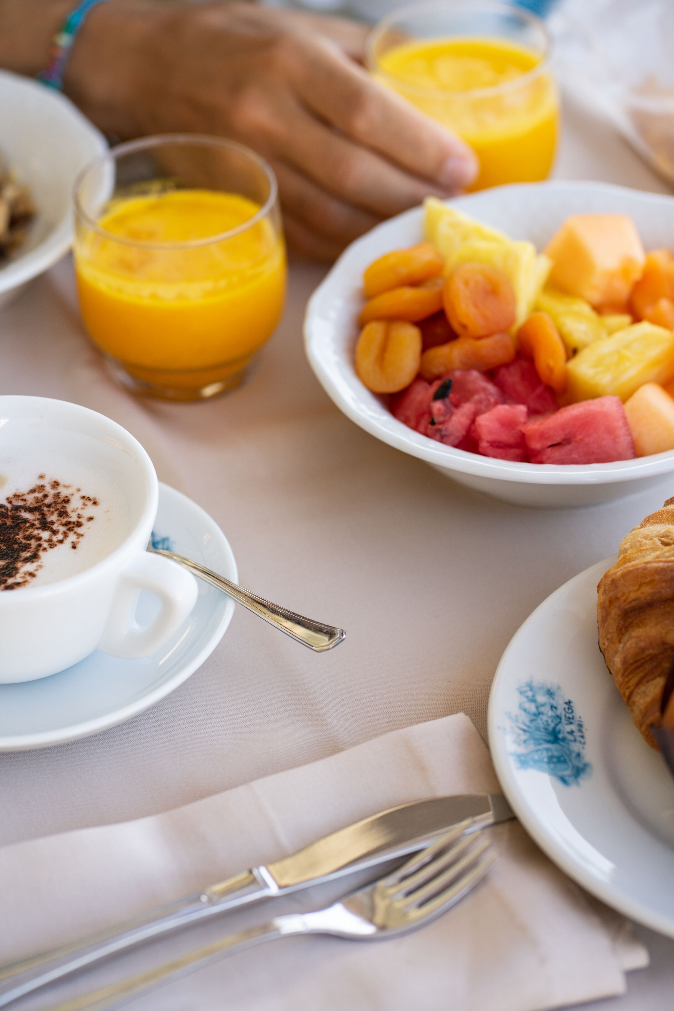free daily cooked-to-order breakfast