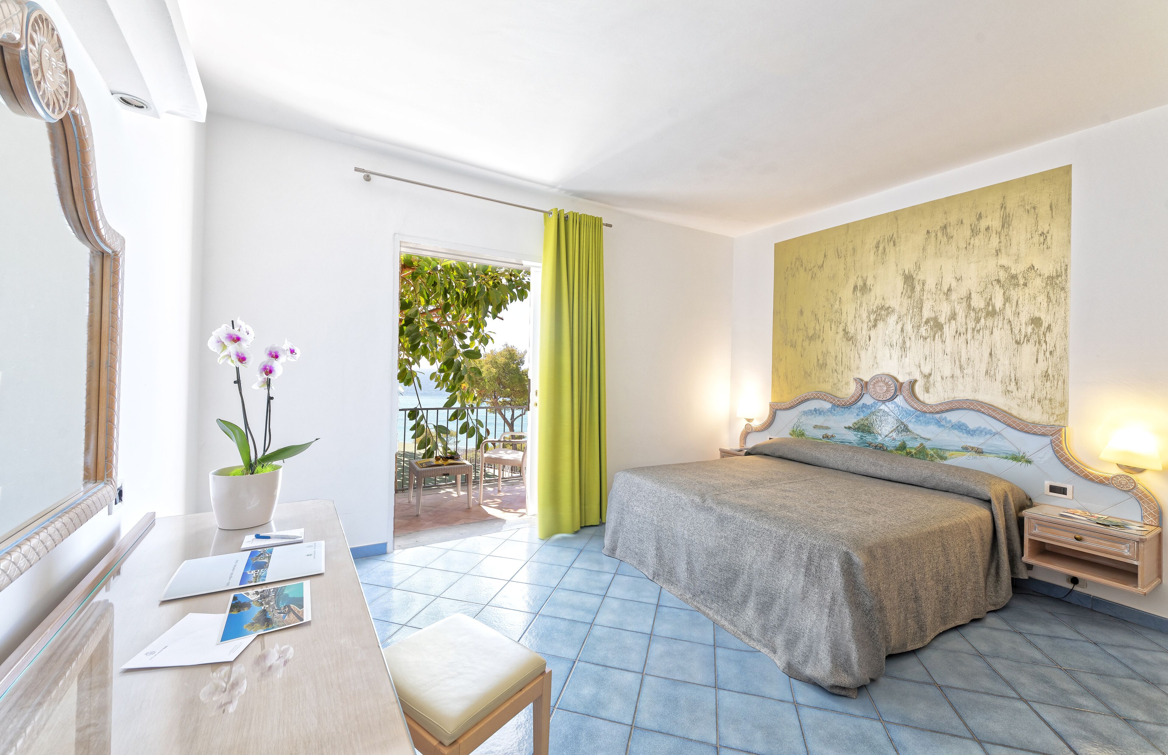 double room, sea view | minibar, in-room safe, desk, laptop workspace