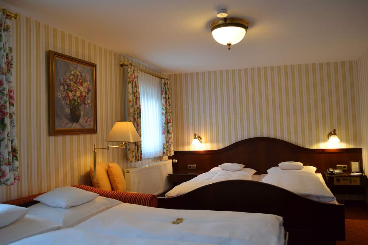 in-room safe, desk, free wifi, bed sheets