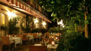 Breakfast, lunch, dinner served; German cuisine, alfresco dining