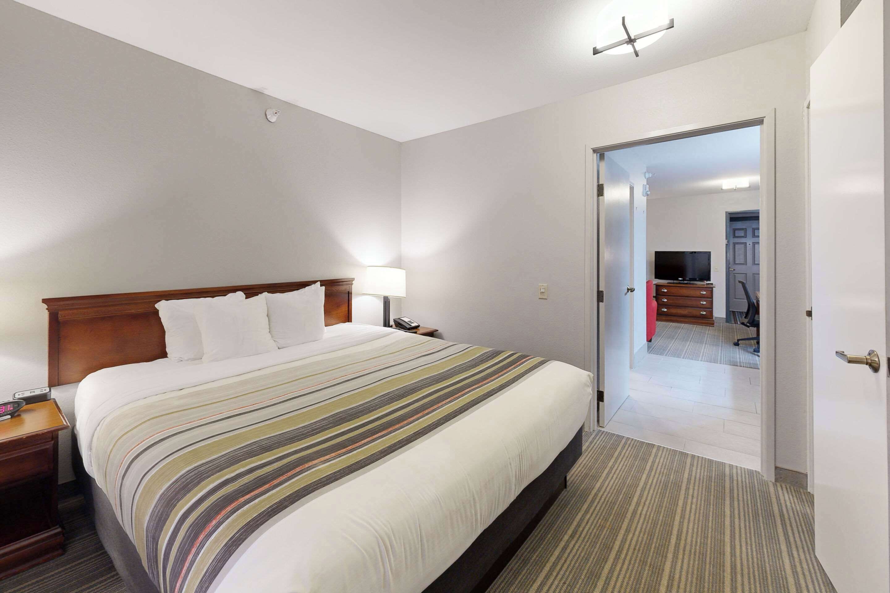 Photo - Country Inn & Suites by Radisson, Michigan City, IN