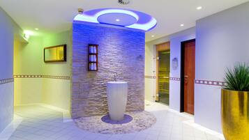 Un sauna, baño turco
