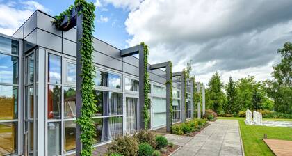 Holiday Inn Prague Airport by IHG