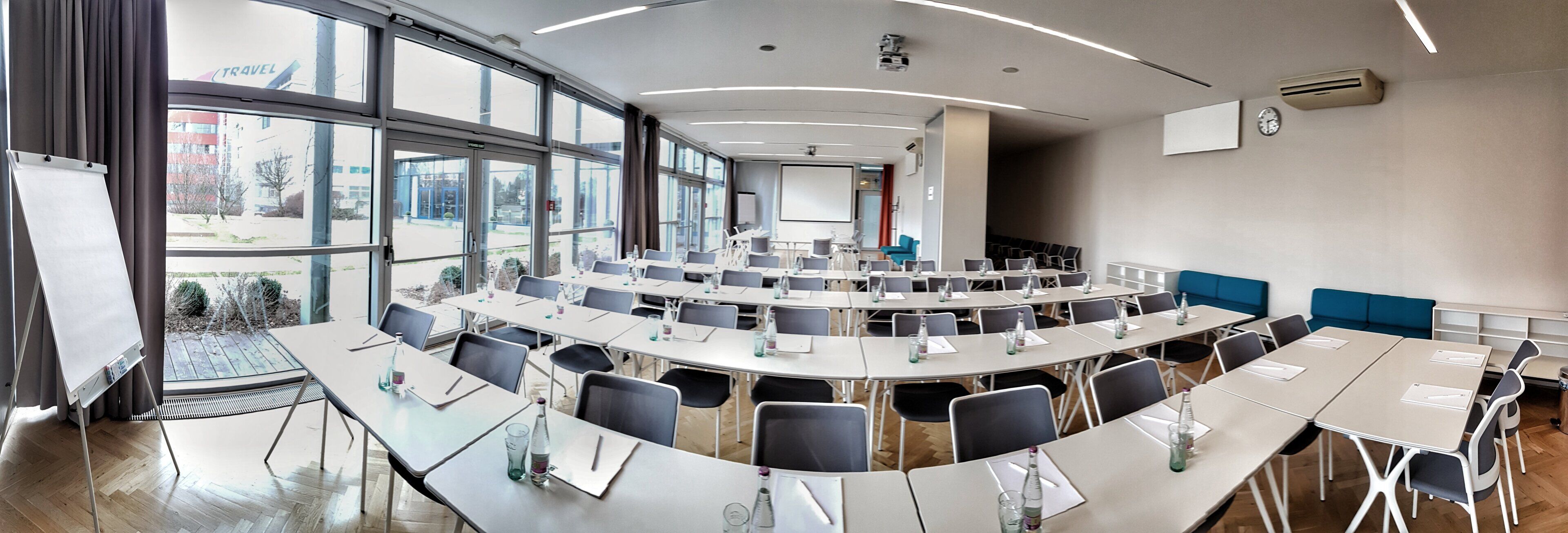 Foto - Holiday Inn Prague Airport by IHG