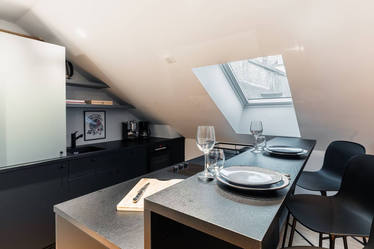 classic studio suite | private kitchen | coffee/tea maker, electric kettle