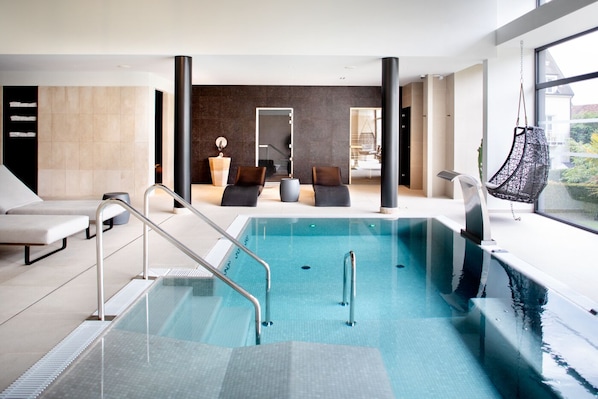 Sauna, hot tub, steam room, body treatments, prenatal massages