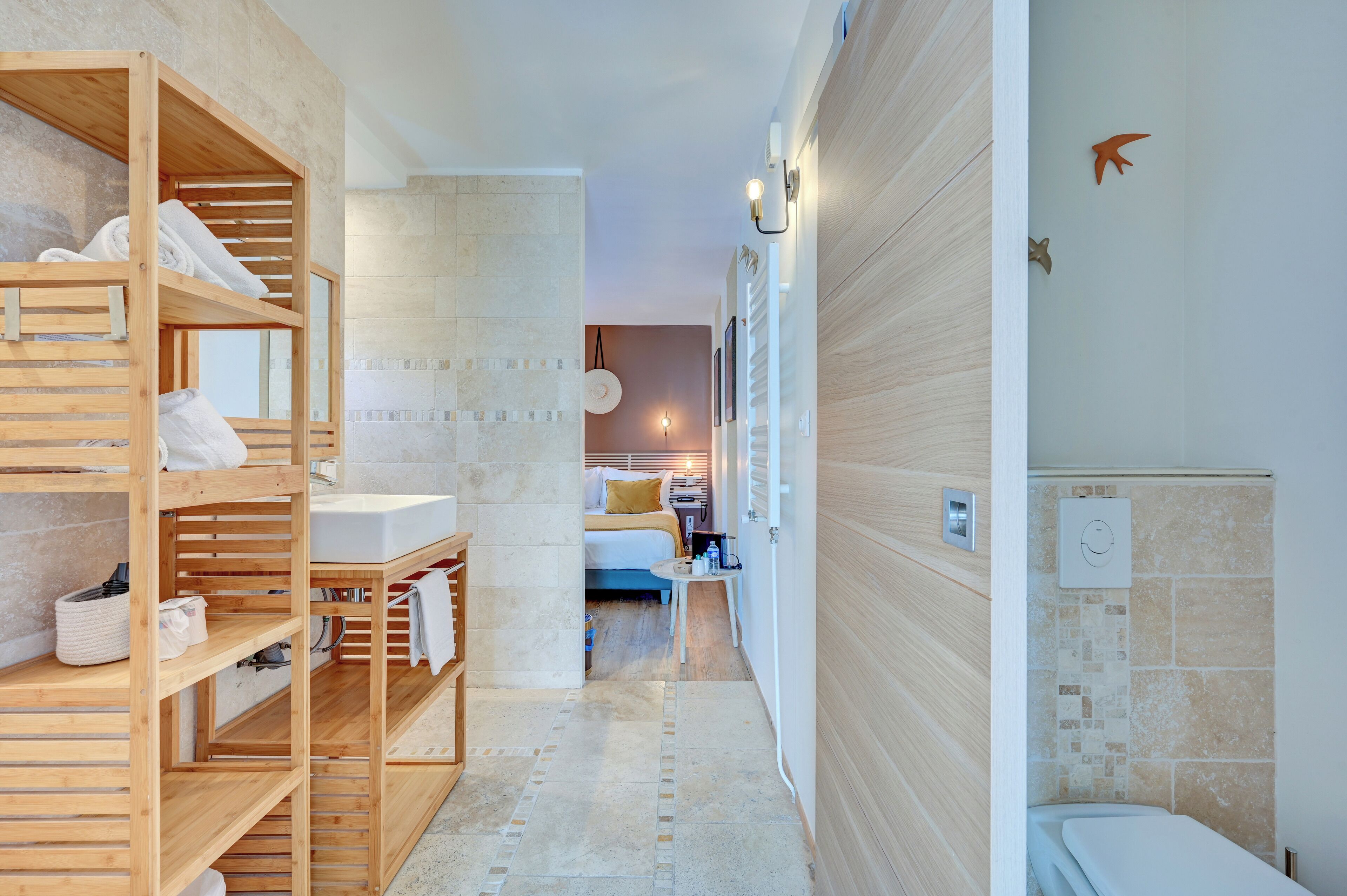 jaccuzi room | bathroom | free toiletries, hair dryer, towels, soap