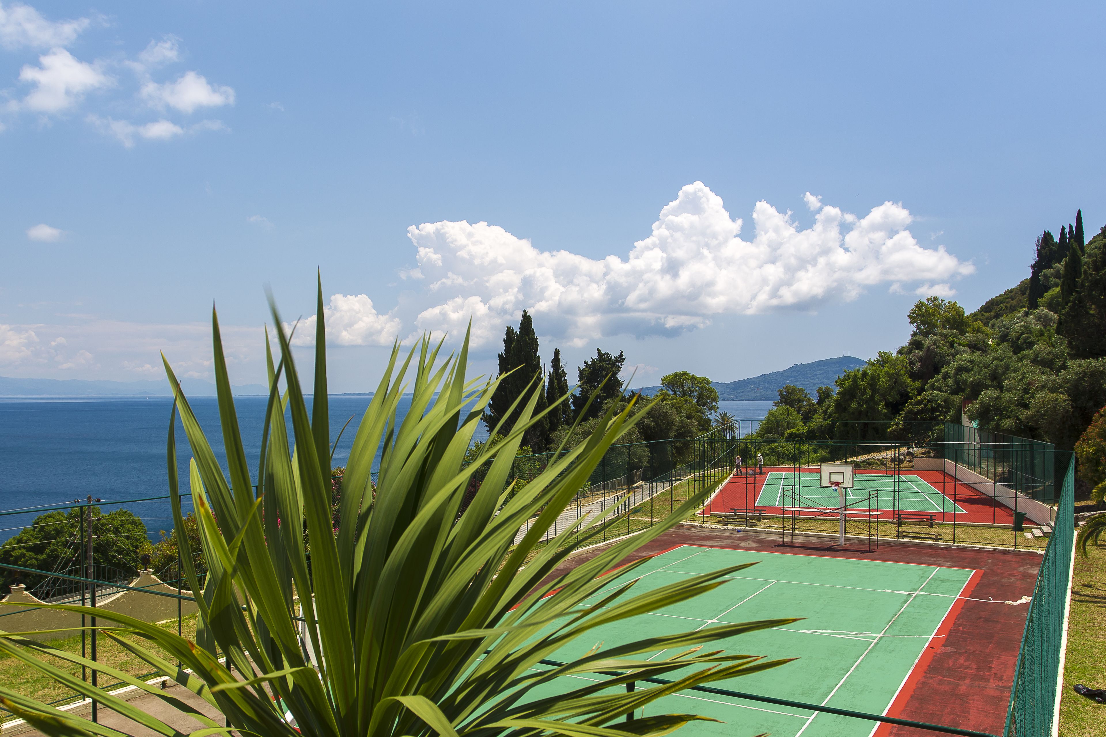 Foto - Louis Ionian Sun