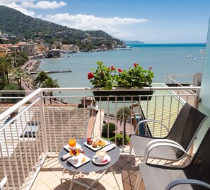 View from room - Best Western Plus Tigullio Royal Hotel (Rapallo)