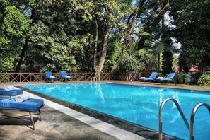Outdoor pool, sun loungers