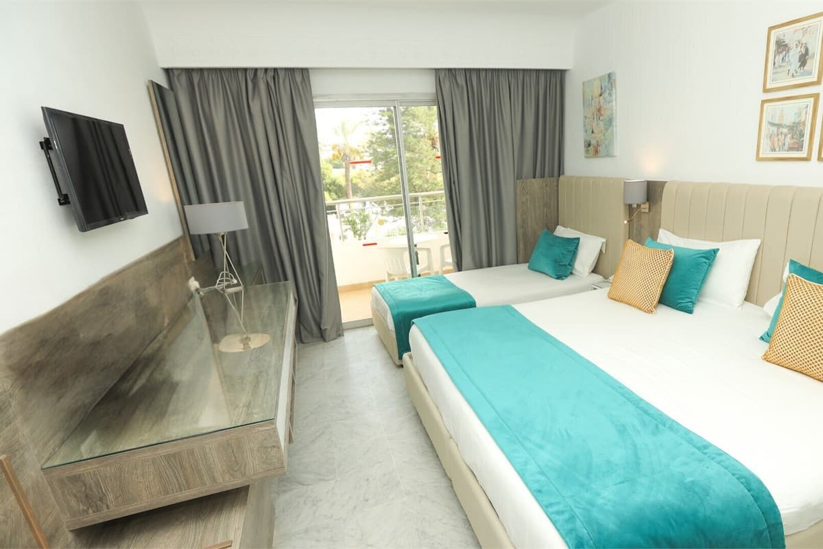 Triple Room, Garden View
