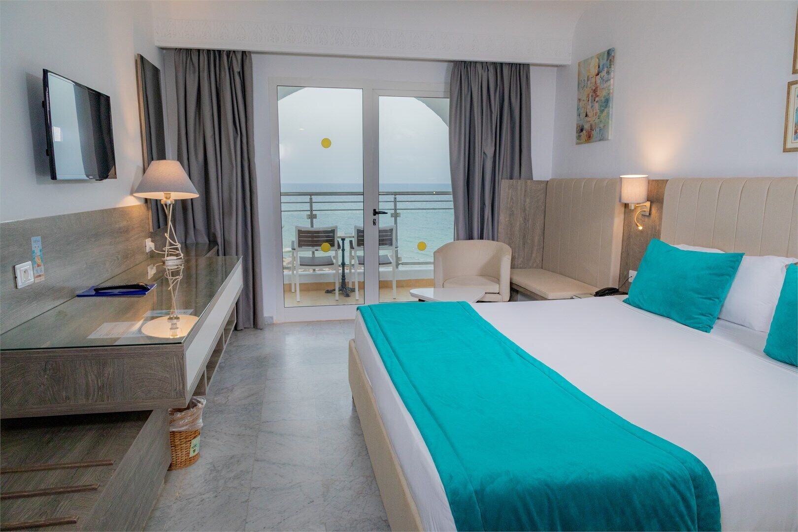 Standard Room, Sea View | Premium bedding, minibar, desk, blackout drapes