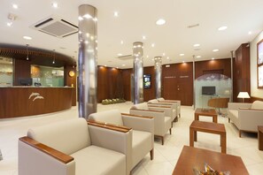 Lobby - Hotel Delfín (Tossa de Mar)