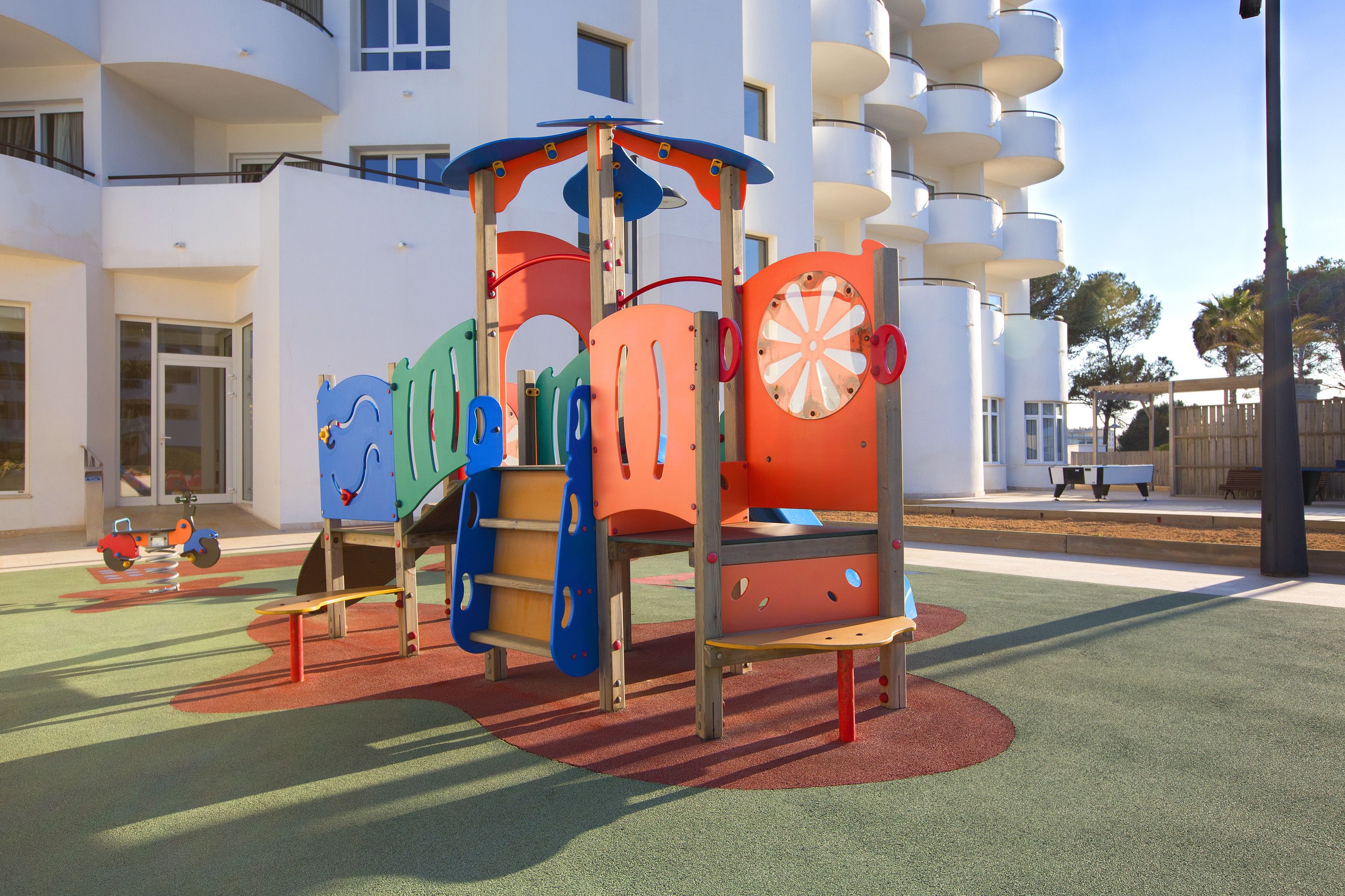 children’s play area – outdoor