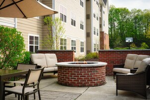 Área de parrillas y picnic