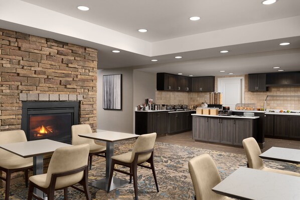 Free daily continental breakfast - Residence Inn by Marriott Mt. Olive at Intl Trade Center (Budd Lake)