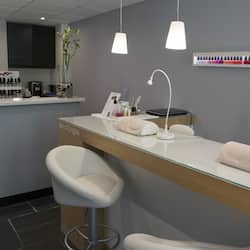 Couples treatment room(s), sauna, hot tub, steam room, body treatments