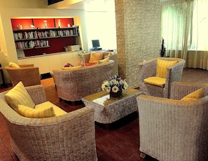 Sala de estar en el lobby