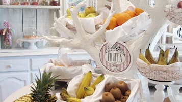 Daily buffet breakfast (EUR 9.50 per person)