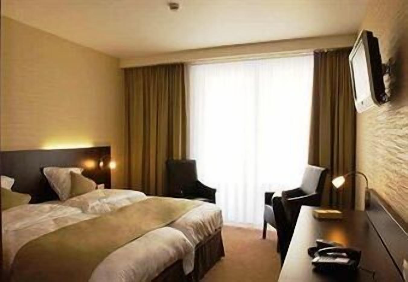 Photo - Hotel Europe